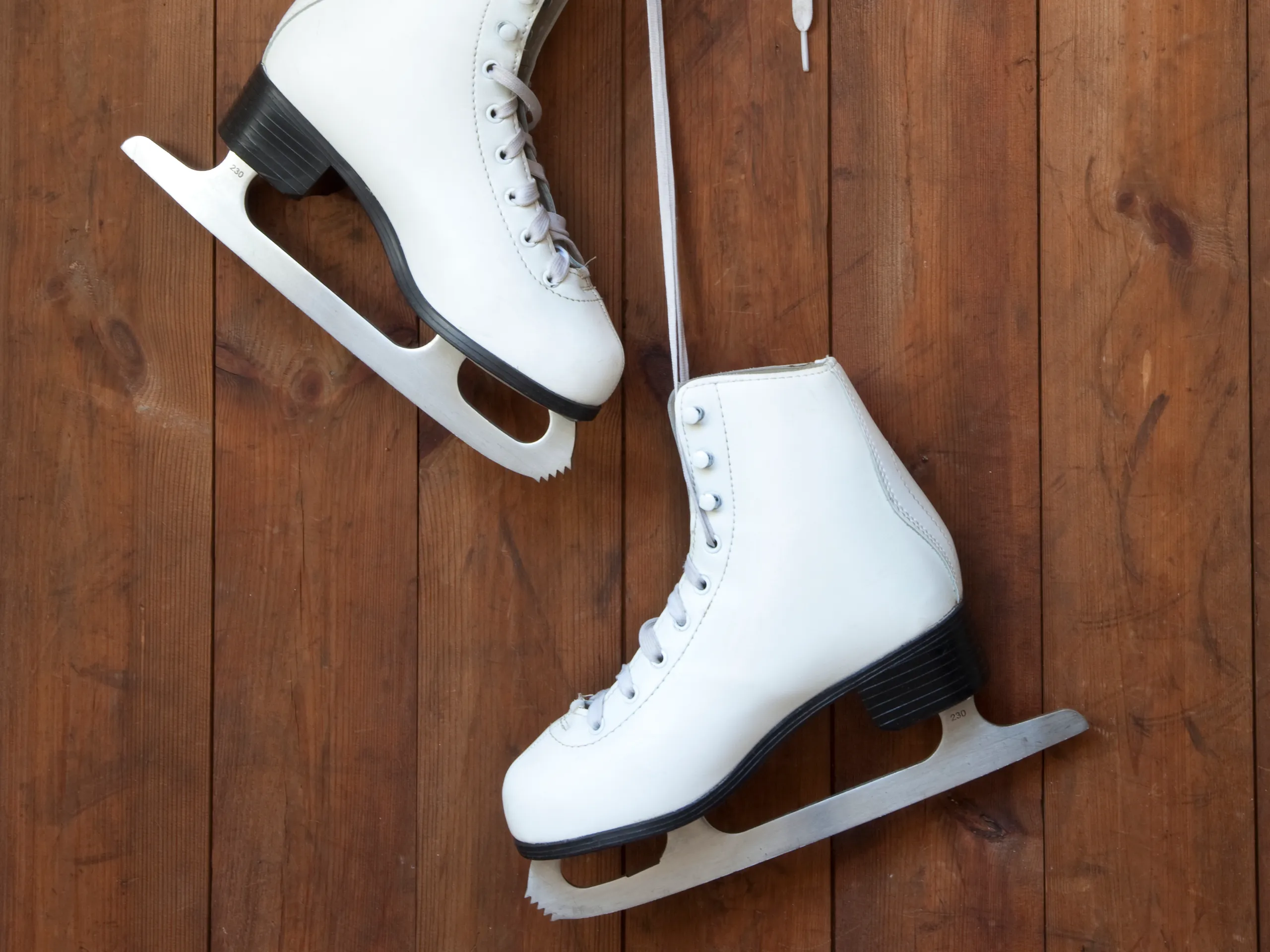 Ice Skating for Beginners: A Guide to Gliding with Confidence